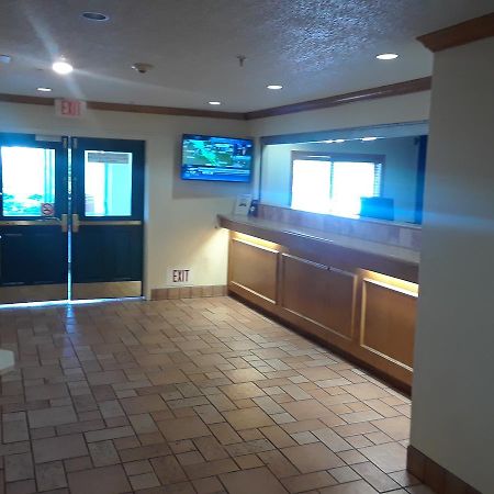 Intown Suites Houston Intercontinental Exteriör bild