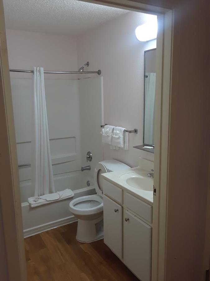 Intown Suites Houston Intercontinental Exteriör bild